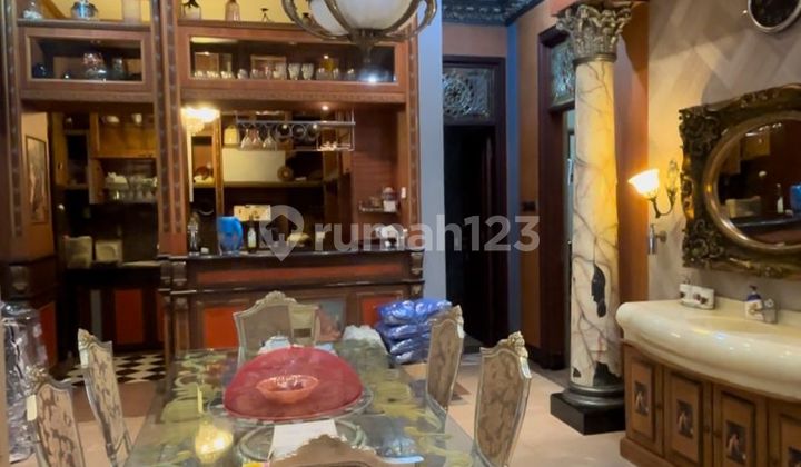 CLASSIC MODERN FULLY FURNISHED HOUSE IN SUTOREJO PRIMA NEAR ITS 2