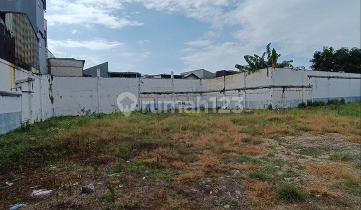 FOR RENT LAND IN RAYA DHARMAHUSADA, SUITABLE FOR WAREHOUSE AND FIELD