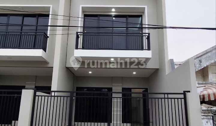 1M An Rumah Baru di Sutorejo Dekat Pakuwon City dan Its