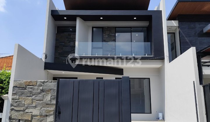 DESIGN TERBAIK RUMAH MODERN MINIMALIS DI MANYAR JAYA DEKAT KEMANA MANA