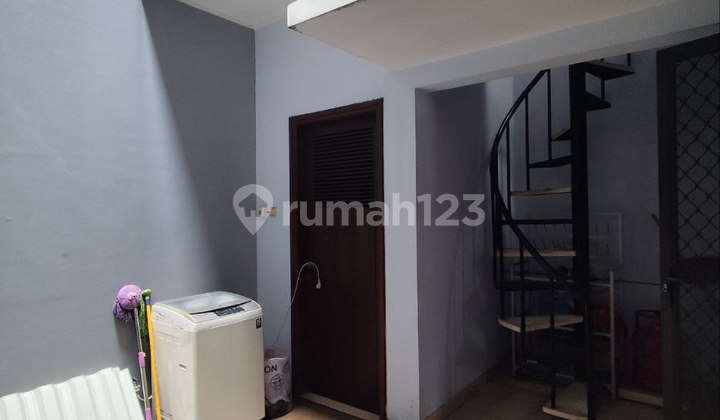 Dijual Murah Rumah Siap Huni Semi Furniture Di Araya Dekat Merr 2
