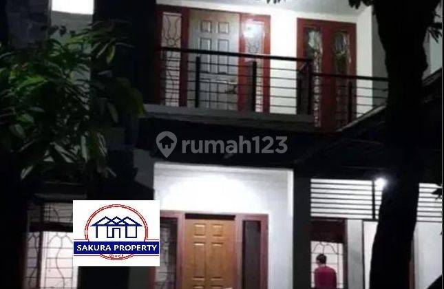 Disewakan Rumah 2 Lantai di Raffles Hill 3 Kt 60 Juta Per Tahun 2