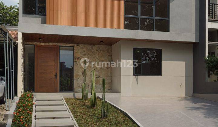 Rumah Bagus Dan Modern Siap Huni Di Legenda Wisata Lt 200 Bs Nego 1