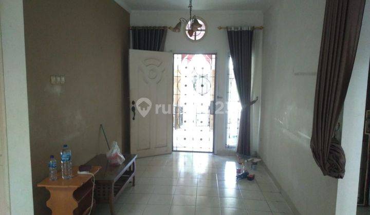 Disewakan Rumah Semi Furnish Di Cluster Depan Kota Wisata Cibubur  2