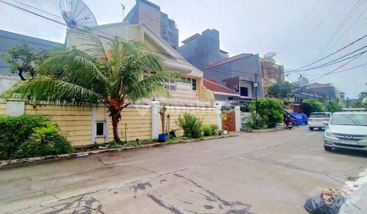 Rumah Muara Karang Dekat Pik, Halaman Luas, di Hoek,  Segera 2