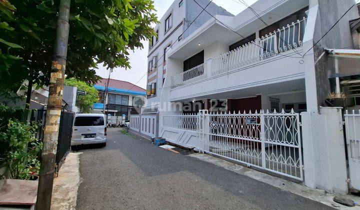 Tomang Jl.mandala Selatan Siap Huni, Jalan Lebar, 2 Lt, 4 Kamar 2