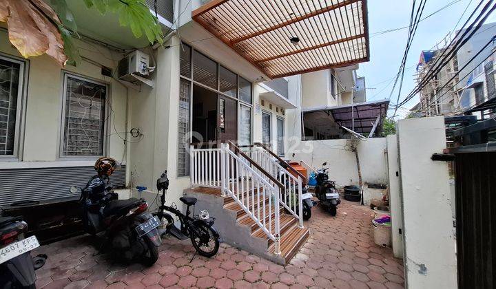 Rumah Kost Susilo Grogol Full, Strategis Dekat Terminal, 3 Lantai 1