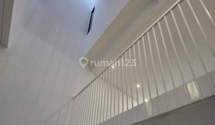 Dijual Rumah Baru 2 Lt Di Meruya Utara 2