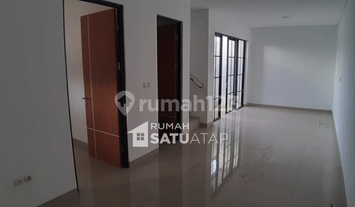 Rumah Baru Selangkah Ke Pintu Tol Cibubur Dan Cisalak Rsa112205