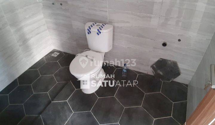 Rumah Baru Selangkah Ke Pintu Tol Cibubur Dan Cisalak Rsa112205