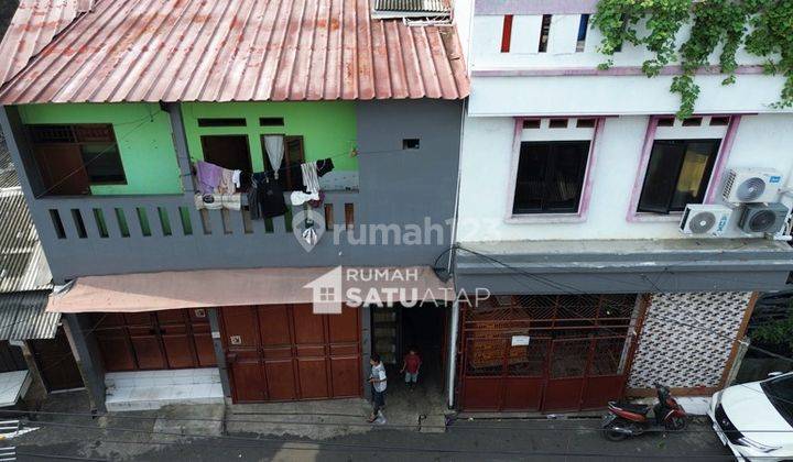 2,5 Km Dari Moi, Kontrakan 15 Pintu + Rumah 2