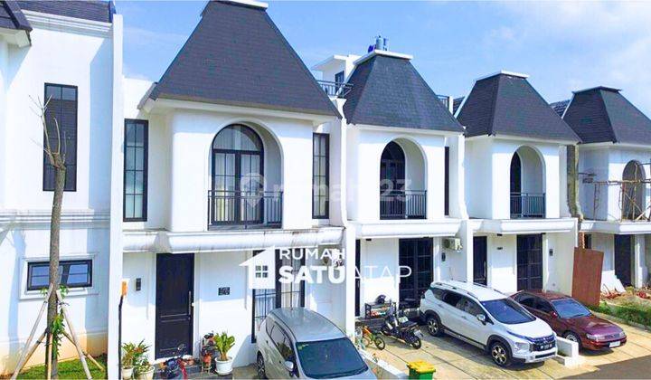 Rumah American Classic Hanya 10 menit dari pintu tol 3