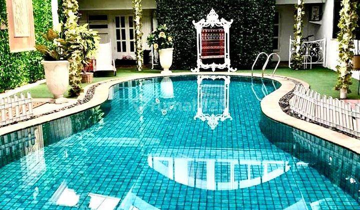 Rumah Mewah Serta Kolam Dijual di Jl. Bangka Mampang Prapatan 1