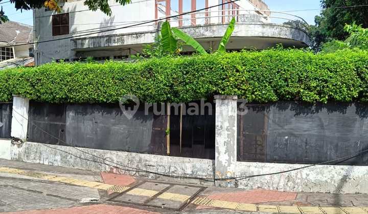 Rumah Lama Hitung Tanah Di Kebayoran Baru Jakarta Selatan Rumah Lama Hitung Tanah Di Kebayoran Baru Jakarta Selatan