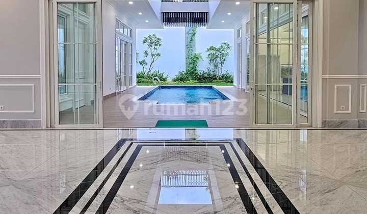 Rumah Mewah Modern Strategis Kawasan Menteng Jakarta Pusat 