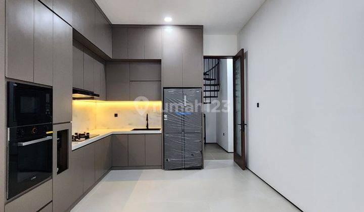 Rumah Baru Mewah Modern Siap Huni Di Kemang Jakarta Selatan 2