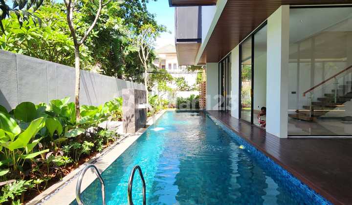 Brandnew Tropical Modern House Kemang Jakarta Selatan