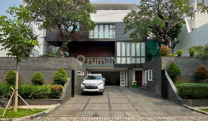 Rumah Mewah Simprug Golf Senayan Kebayoran Baru Jakarta Selatan 1