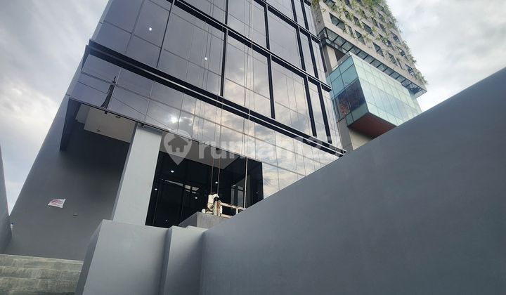 Nice Ready-to-Use Building in Cilandak Area Near Citos South Jakarta