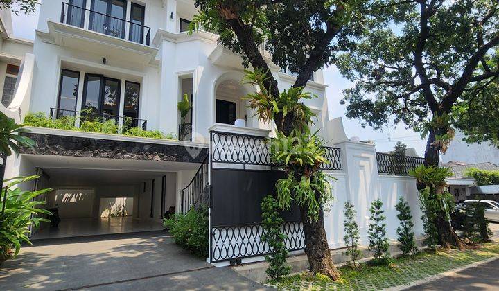 Rumah Modern Mewah Elegan Strategis Kebayoran Baru Jakarta Selatan 1