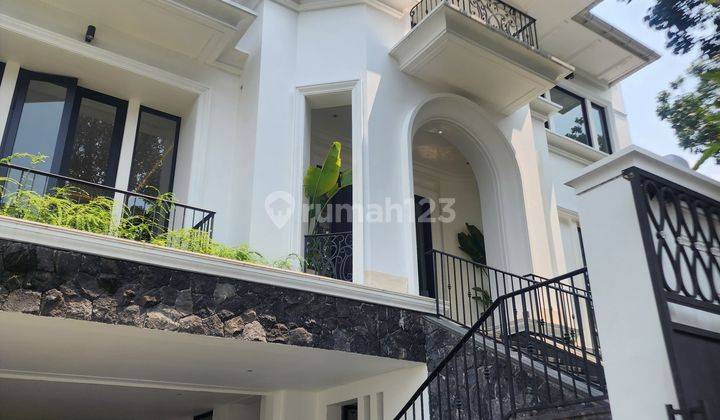 Rumah Modern Mewah Elegan Strategis Kebayoran Baru Jakarta Selatan 2