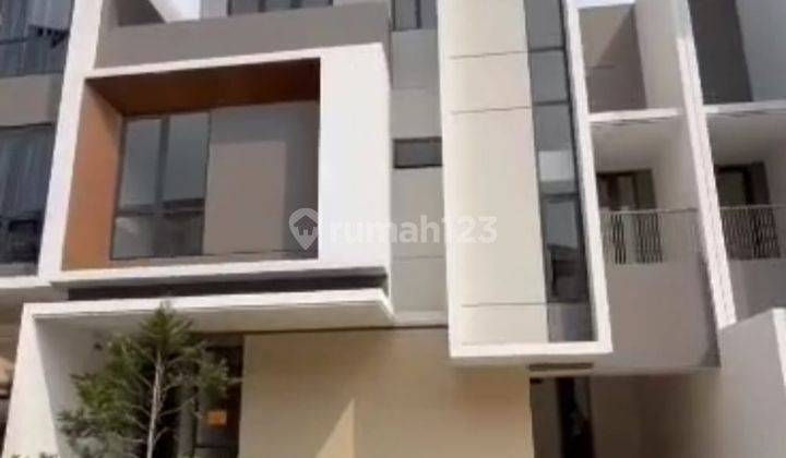 Rumah Mewah Elegan Siap Huni Strategis Area Cakung Jakarta Timur 1