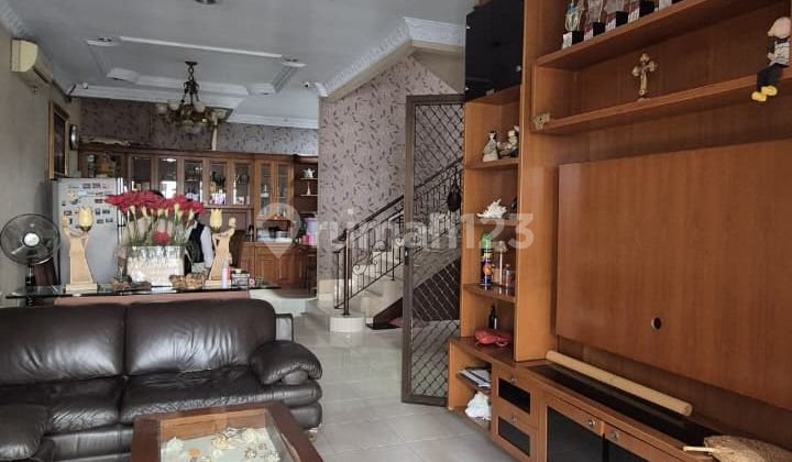 Jual Cepat, Rumah 2,5Lt Rapih Siap Huni Full Furnish Di Sunter