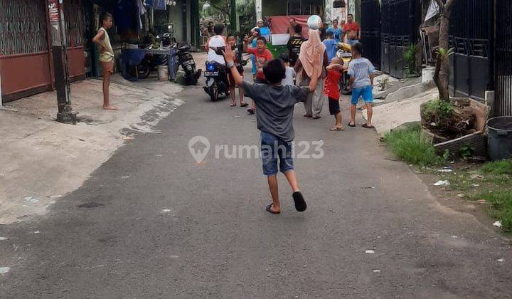 Rumah Standart Hitung Tanah di Johar Baru, Bisa Nego 2