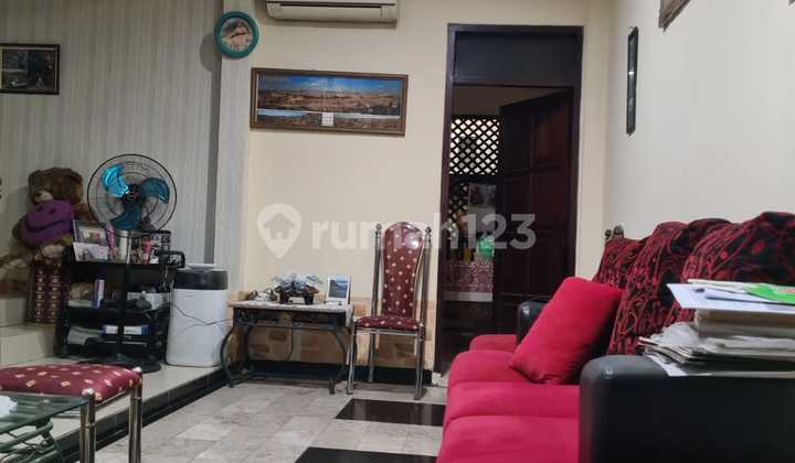 Nice House 1 Car Street in Bcs Kelapa Gading, Small Negotiation Nice House 1 Car Street in Bcs Kelapa Gading, Small Negotiation
