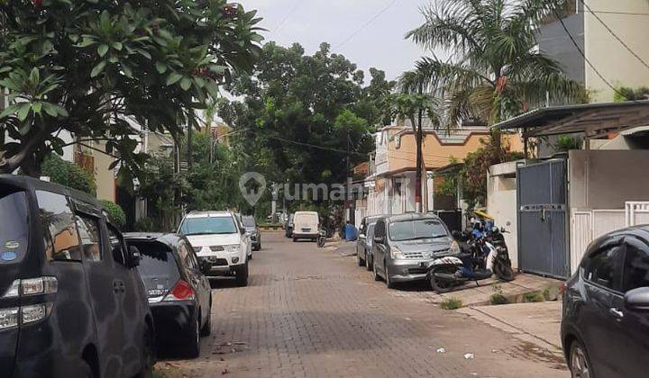 Jual Cepat Rumah Siap Huni Jalan 3 Mobil di Sunter Bisma 2