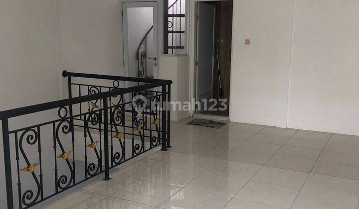 Jual Cepat Rumah Hoek Minimalis Kondisi Rapih di Sunter Bisma 2