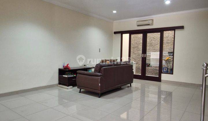 Disewakan Rumah Rapi Siap Huni Full Furnish di Sunter Paradise 2