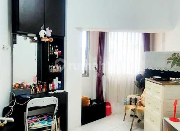 Jual Cepat, Unit 3Br Full Furnish Rapih Siap Huni Di Gajah Mada, Nego 