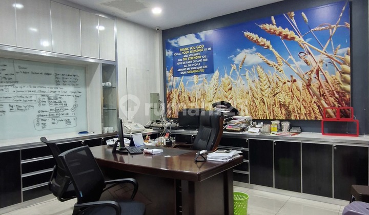 Jual Cepat! Ruko Cocok Untuk Kantor Ada Lift Barang Di Paradise, Nego