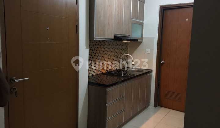 Quick Sale, 3Br Unit Tidy Middle Floor at Maple Park, Negotiable