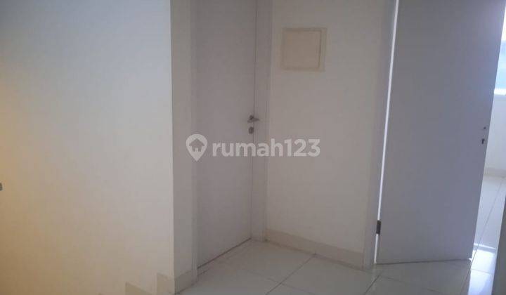 TURUN HARGA!! Dijual Rumah Rapih 3Lt Di Kelapa Gading, Nego 2