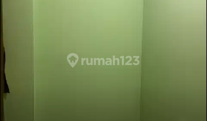 For Quick Sale, 2BR Unfurnished Neat Unit at View City in Gading Icon 2