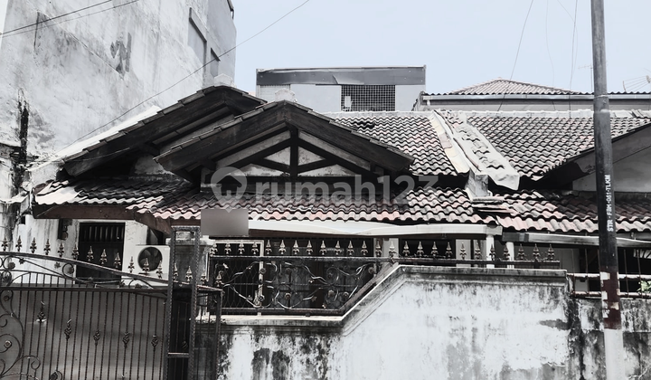 Turun Harga! Jual Cepat, Rumah Standart di Sunter Mas, Nego