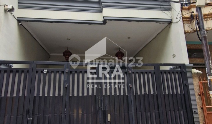 Jual Cepat Rumah Minimalis 3Lt di Pademangan Jual Cepat Rumah Minimalis 3Lt di Pademangan