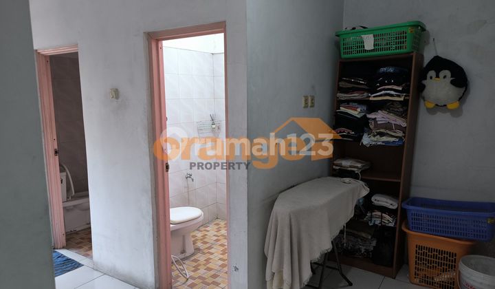 For Sale 1-Story Boarding House with 18 Rooms in Pluit, North Jakarta For Sale 1-Story Boarding House with 18 Rooms in Pluit, North Jakarta