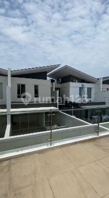 Disewakan Rumah di Golf Island Luas 10X25 - Lokasi Strategis 2