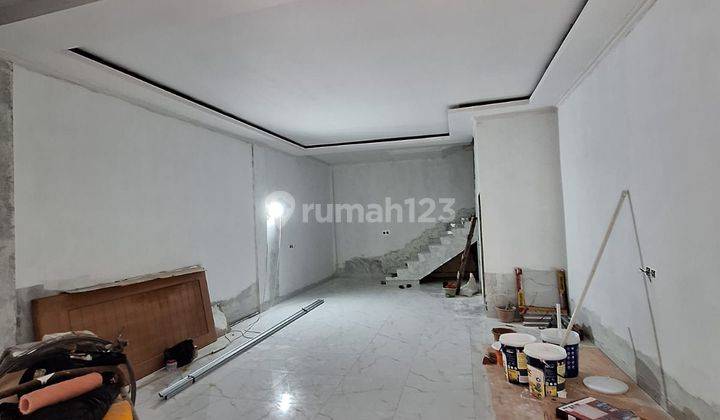 Rumah Kavling Polri Jelambar 3,5 Lantai 2