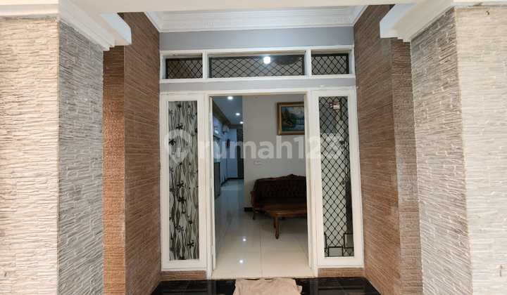 For Quick Sale: Kelapa Gading Kusuma House, Furnished - Good Location