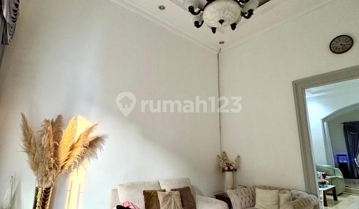 Dijual Rumah Pantai Indah Kapuk 3,5 Lantai Siap Huni Dijual Rumah Pantai Indah Kapuk 3,5 Lantai Siap Huni