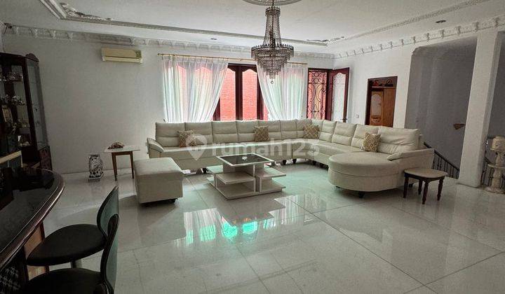 Dijual Rumah Komplek Villa Kemayoran Jl. Angkasa 2 Lantai 1