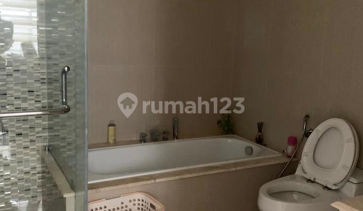 Dijual atau Sewakan Rumah Golf Resident Kemayoran 4 Lantai - Full Furnished 2