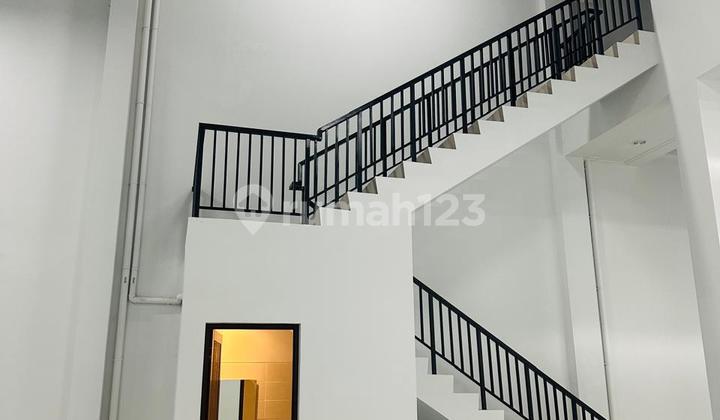 Disewakan Gudang Bizpark PIK 2 Luas 12 x 30 - Lokasi Bagus Disewakan Gudang Bizpark PIK 2 Luas 12 x 30 - Lokasi Bagus