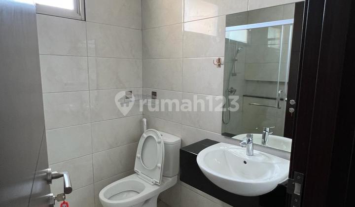 Dijual Cepat Rumah Golf Island 2 Lantai - Full Furnished  2