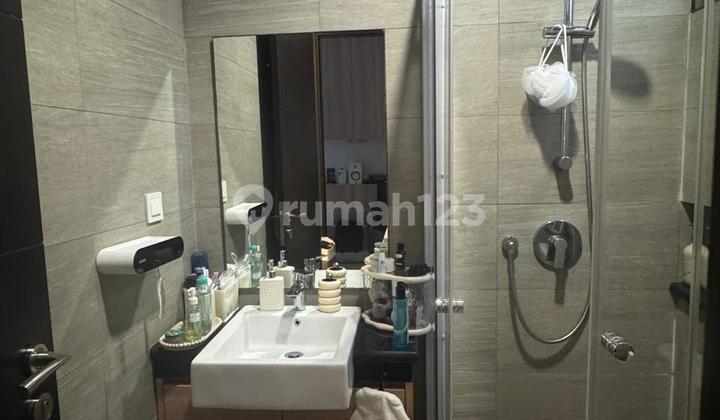 Dijual Rumah di PIK 2 Luas 6 x 10 - Full Furnished  2