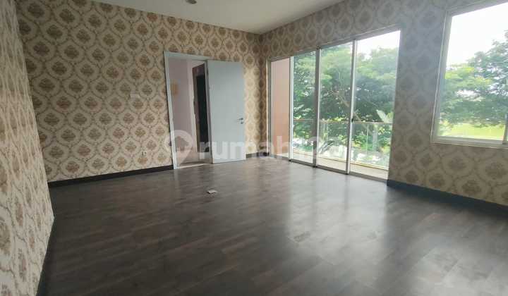 For Sale: House in PIK Size 8 X 15 - Back View Golf